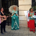 Lecture d'une dernière lettre de Madame du Châtelet devant le théâtre